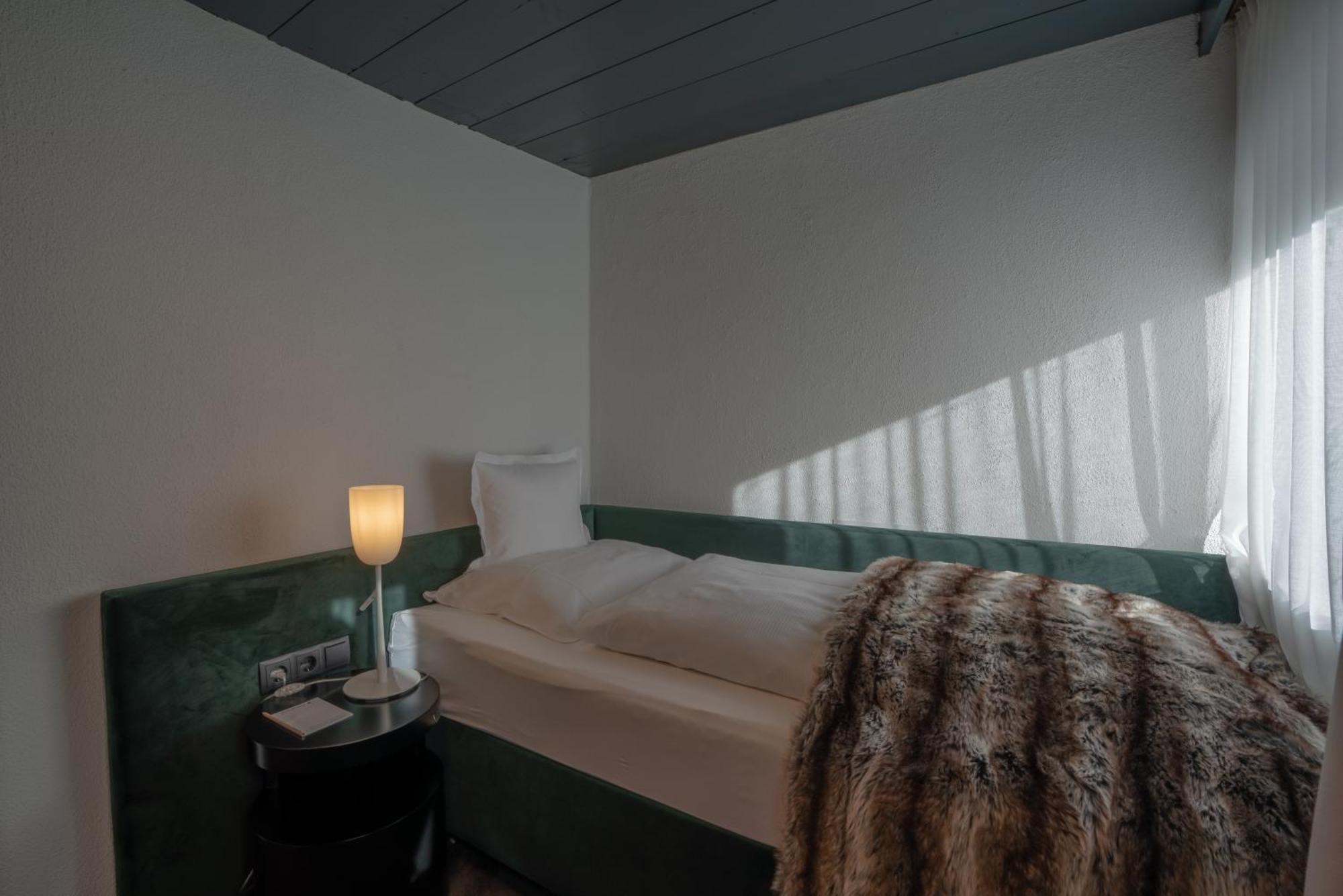 Hotel Madlein イシュグル エクステリア 写真